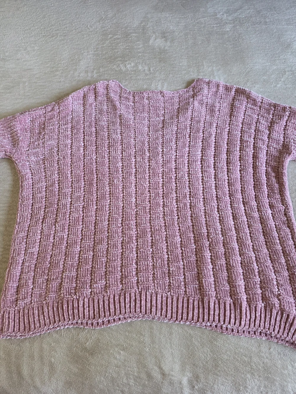 Cozy V-Neck Textured Sweater - Light Pink